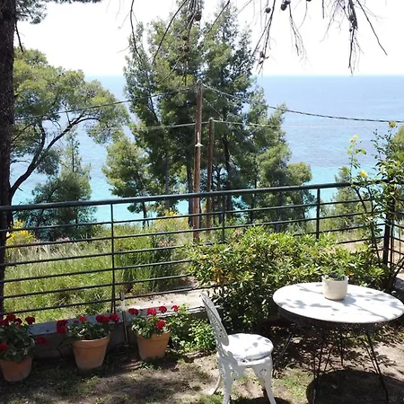 Dolotea Sea Side House, Holiday home *