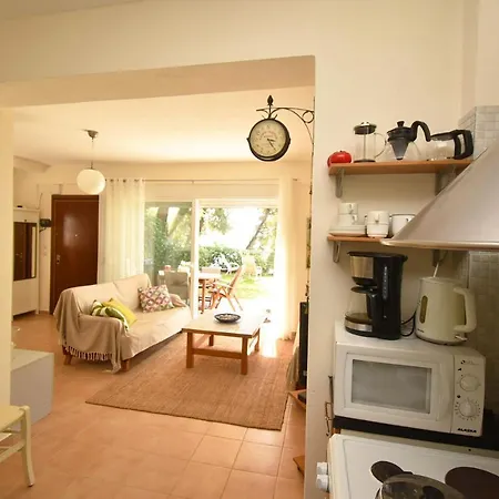 Dolotea Sea Side House, Holiday home *