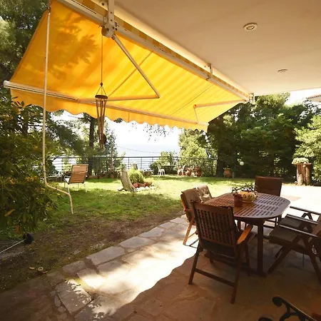 Holiday home Dolotea Sea Side House,