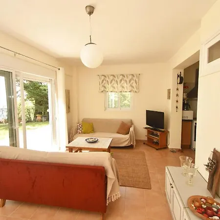 Holiday home Dolotea Sea Side House,